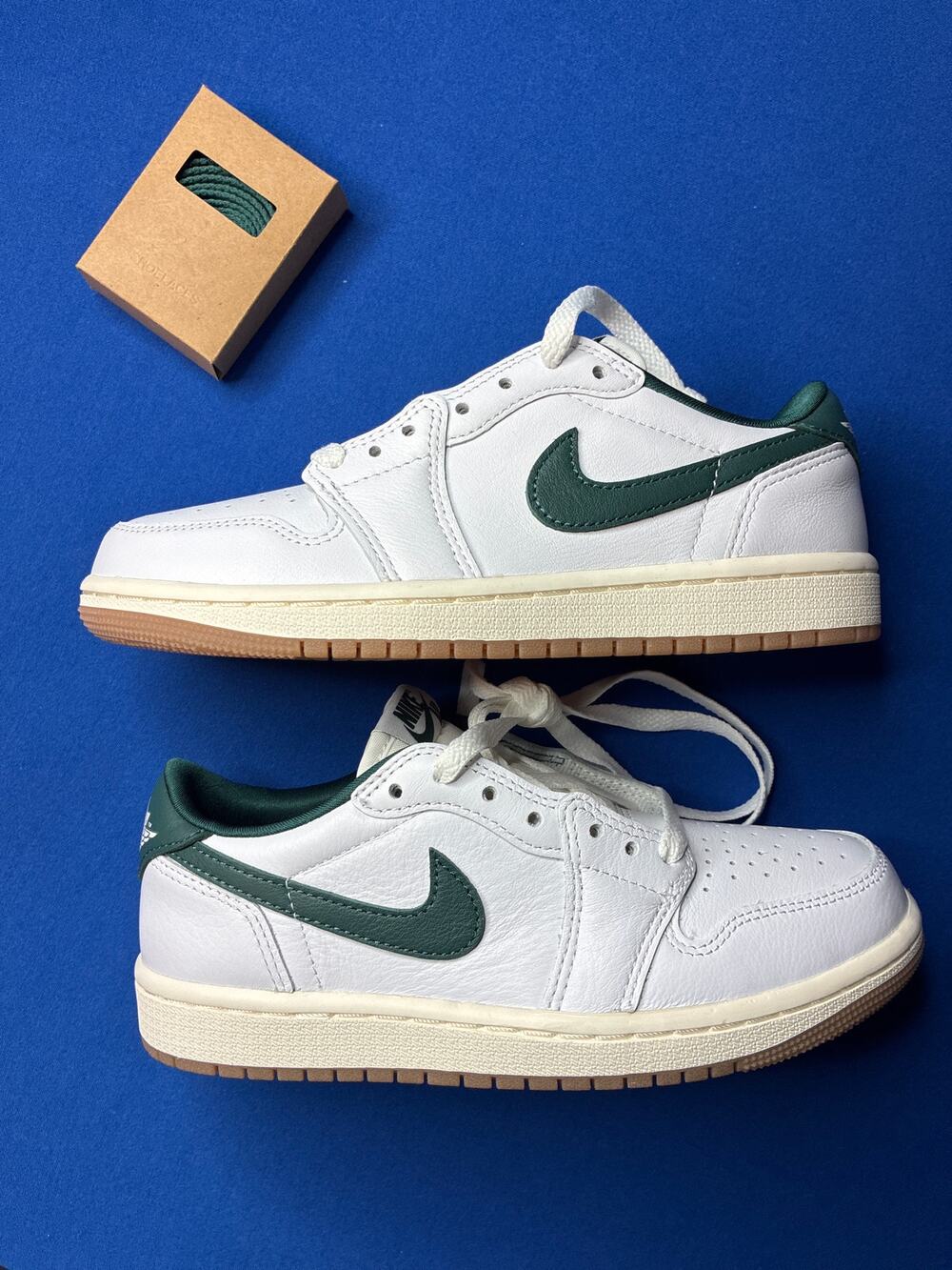 New Nike oxidize green women’s size 5.5 or 4y